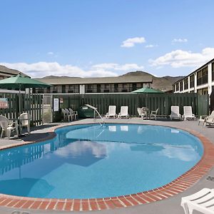 Travelodge By Wyndham Wenatchee